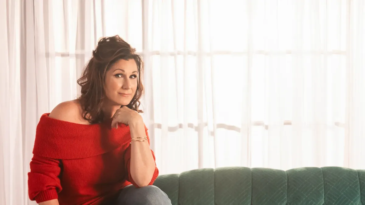 Stephanie J. Block in Aventura