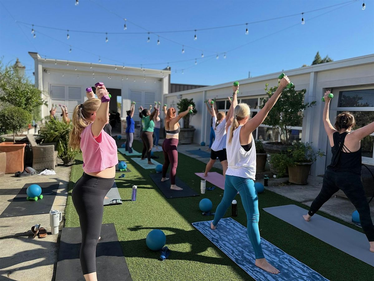 Holiday Pilates Barre Beats