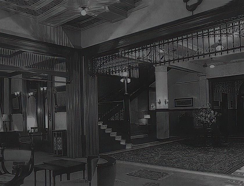 HOLIDAY HORROR PARTY