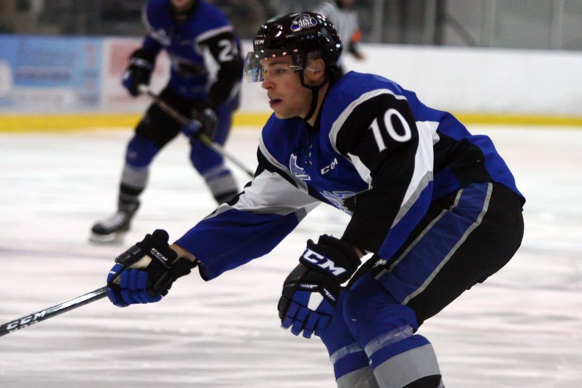 Parking Saint John Sea Dogs at Sherbrooke Phoenix