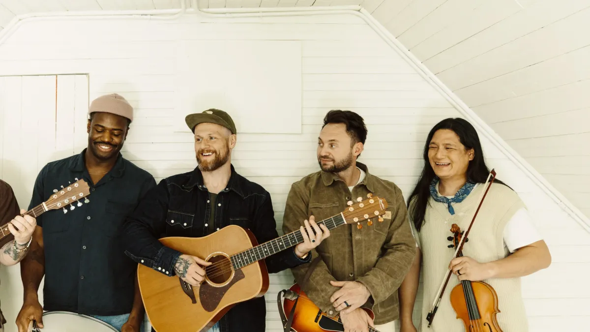 Rend Collective, Elle Limebear in Southampton