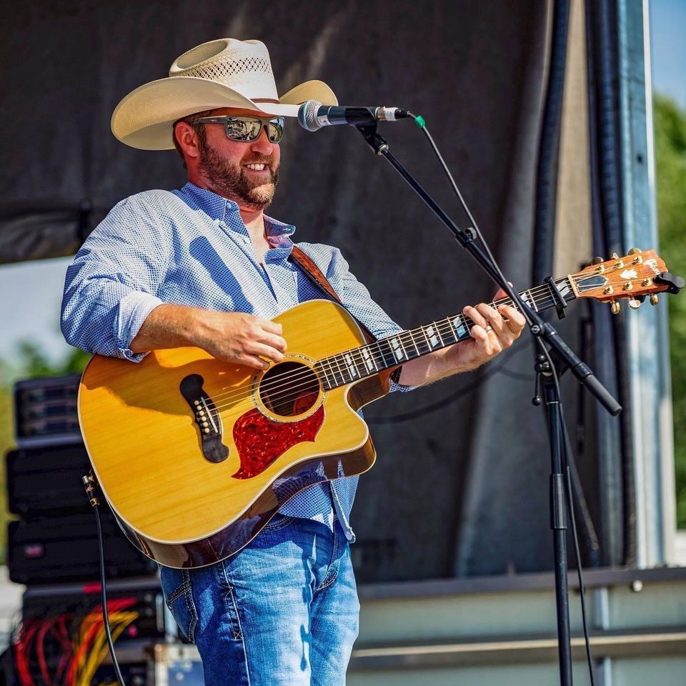 Zach Neil | Joe's Honky-Tonk, Kearney, NE | April 29, 2022