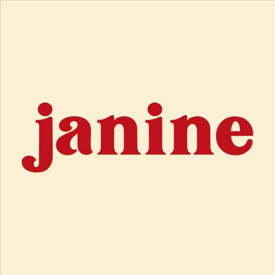 Janine Comedy Club