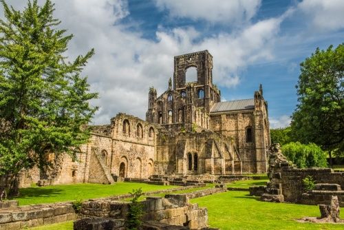 International Welcome trip to Kirkstall Abbey